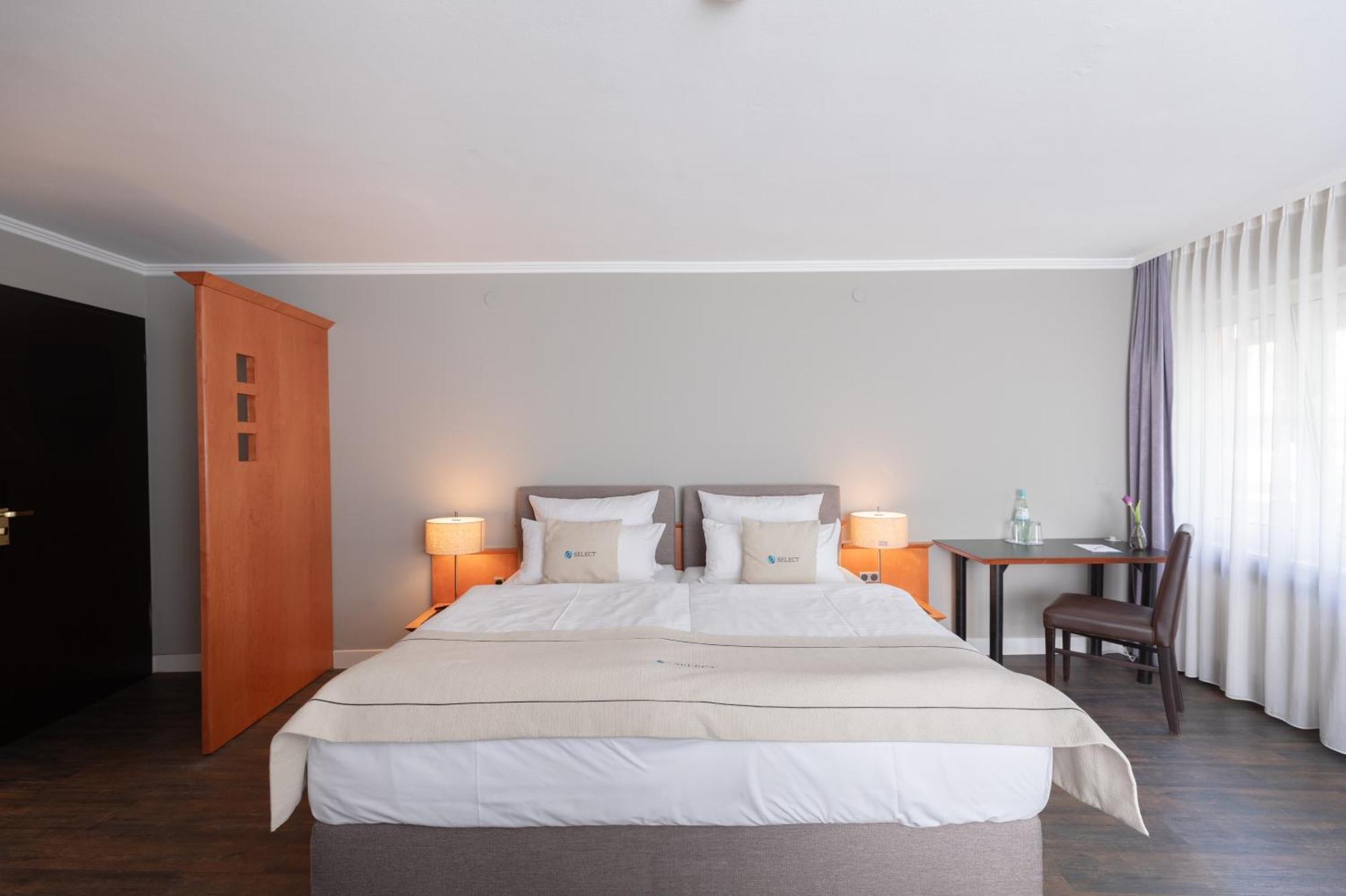Select Hotel フリードリヒスハーフェン 部屋 写真