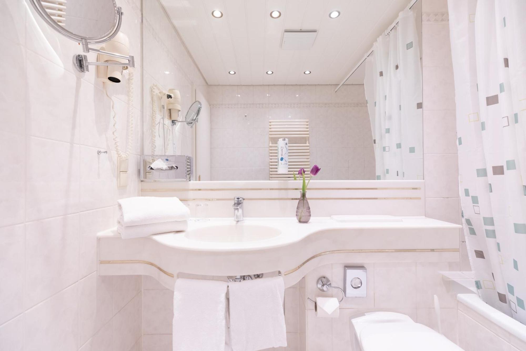 Select Hotel フリードリヒスハーフェン 部屋 写真