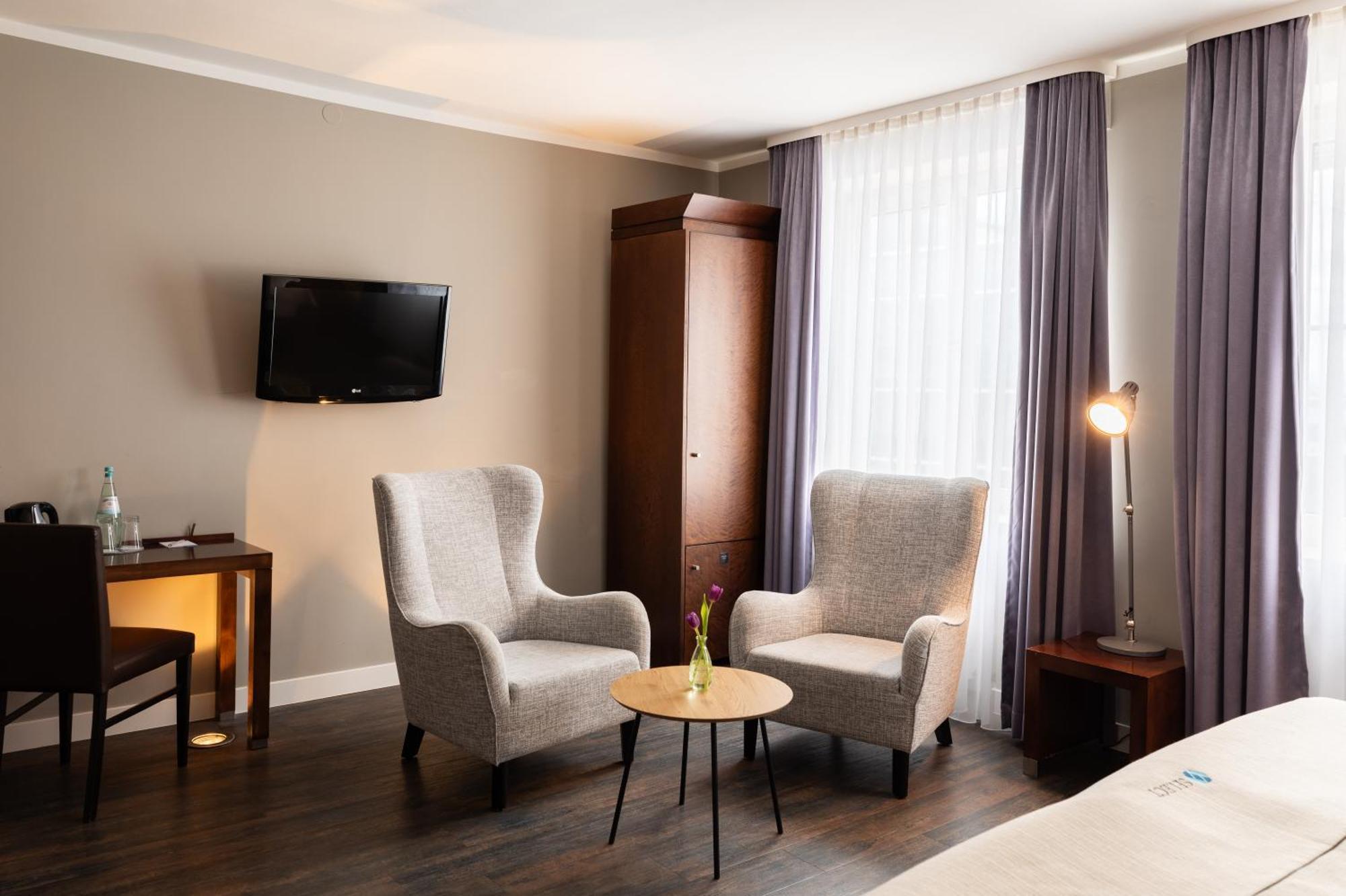 Select Hotel フリードリヒスハーフェン 部屋 写真